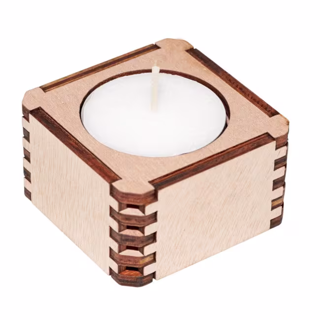 Kerzenständer aus Holz