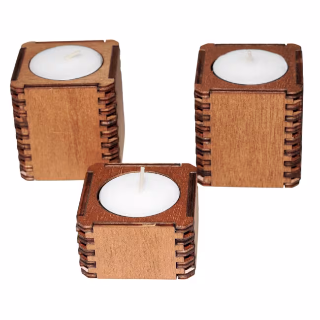 Kerzenständer aus Holz