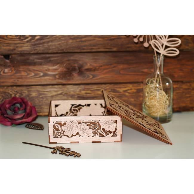 Wooden box, Small wooden box with lid, Small wooden box